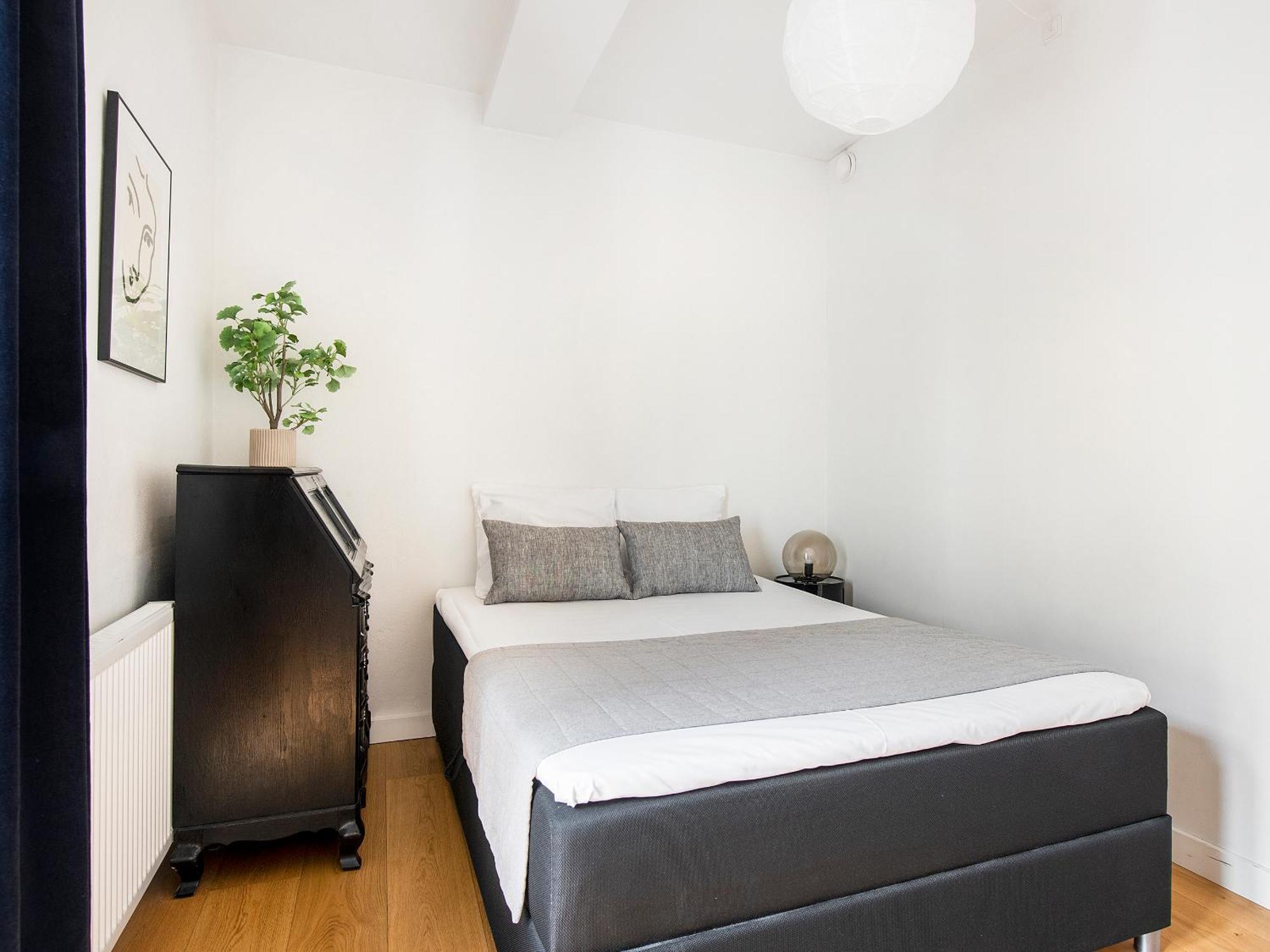Sanders Leaves - Chic Three-Bedroom Apartment In Downtown Copenhague Extérieur photo